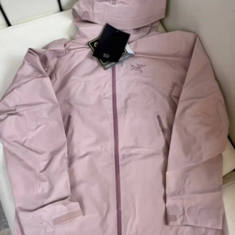Arcteryx Beta Series Beta lt Jacket Sports Hooded Hard Shell Jacket, Size M